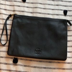 herschel clutch bag